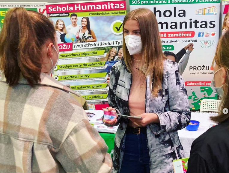 2022-07-12 11_27_29-Schola Humanitas (@shumanitas) • Fotky a videa na Instagramu – Osobní – Microsof