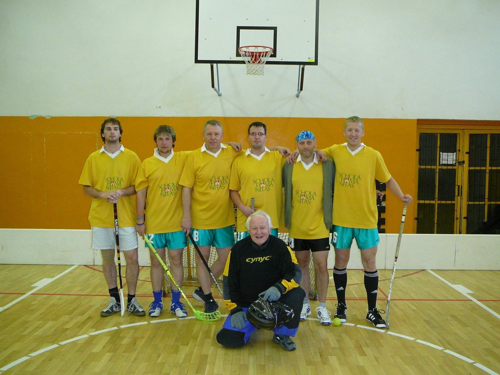 201305272229_p1060855