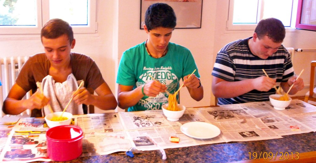 OLYMPUS DIGITAL CAMERA