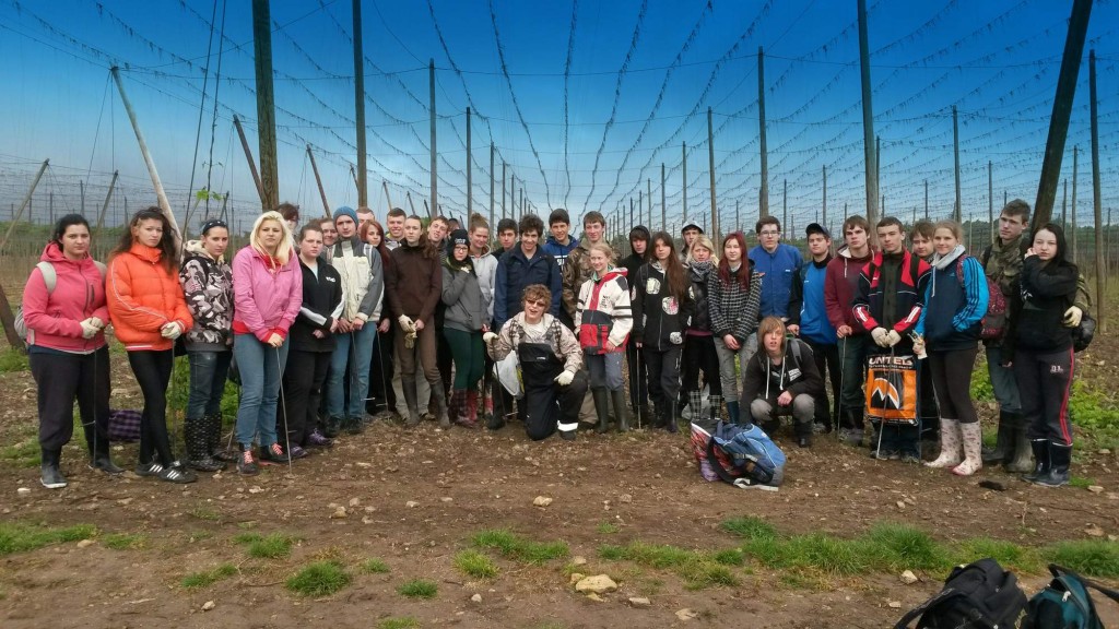 201405112141_2014_05_hum_chmel1