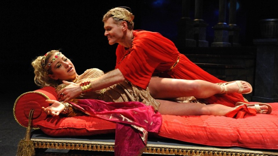 201203301553_caligula