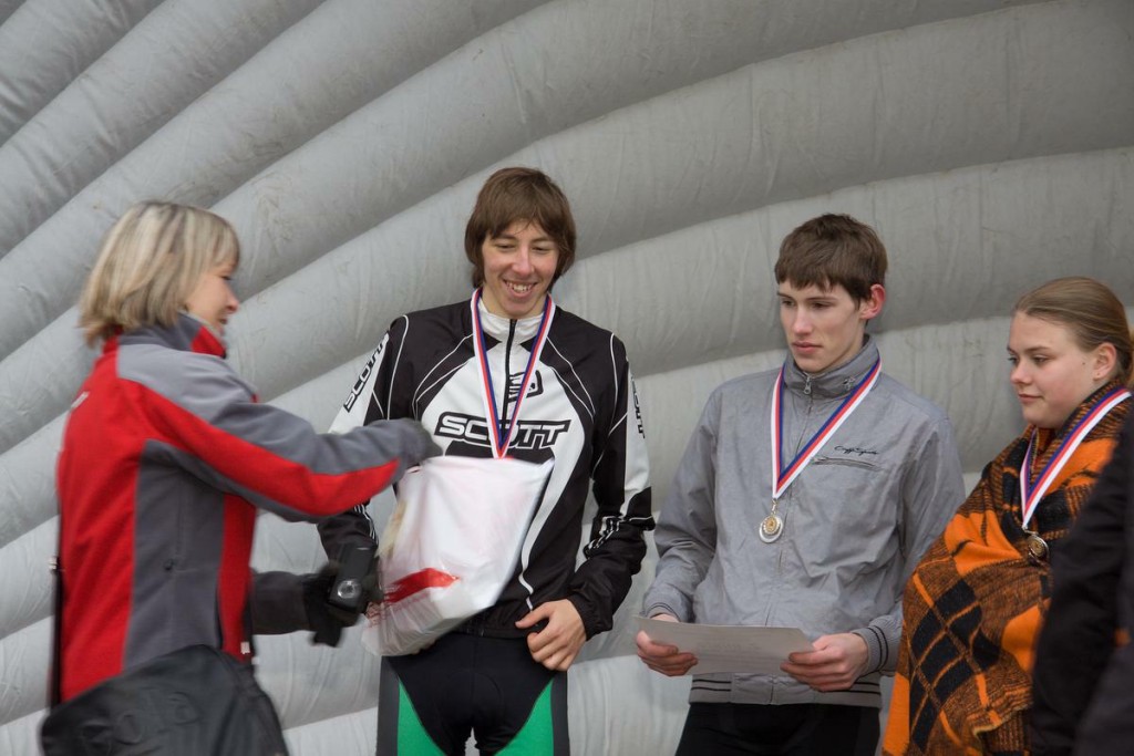 201204201208_img_2525