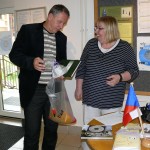 201206271758_p1200081