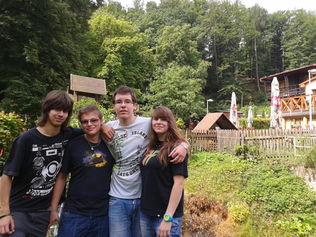 201206301625_20120628_102045