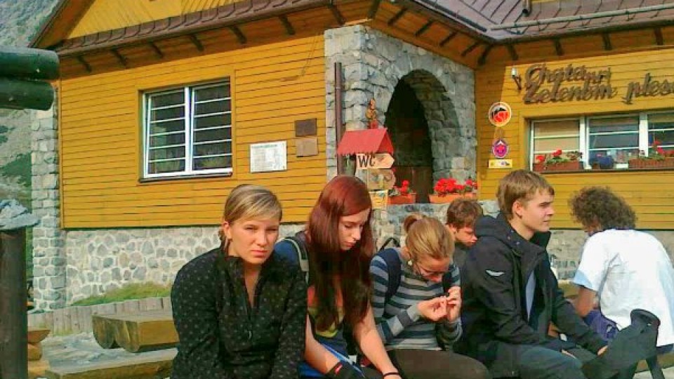 201209072008_040920122b