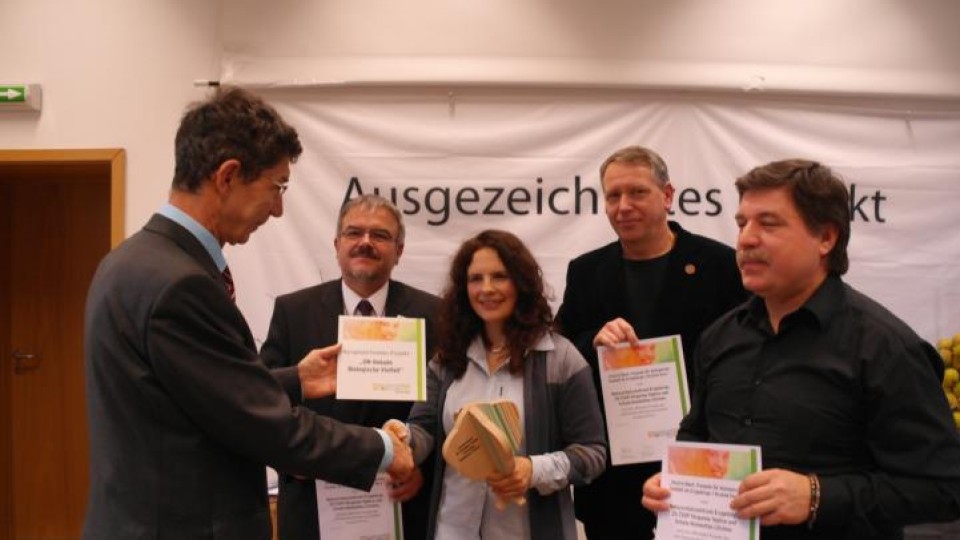 201211071854_k640_sam_6047