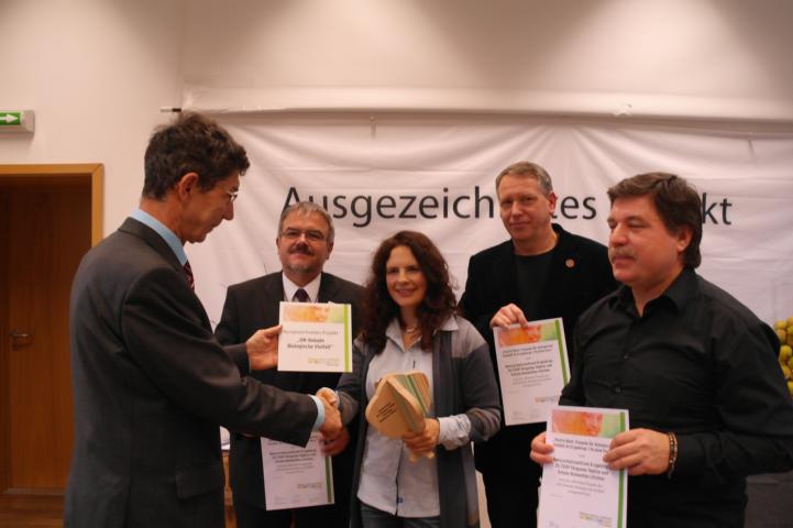 201211071854_k640_sam_6047