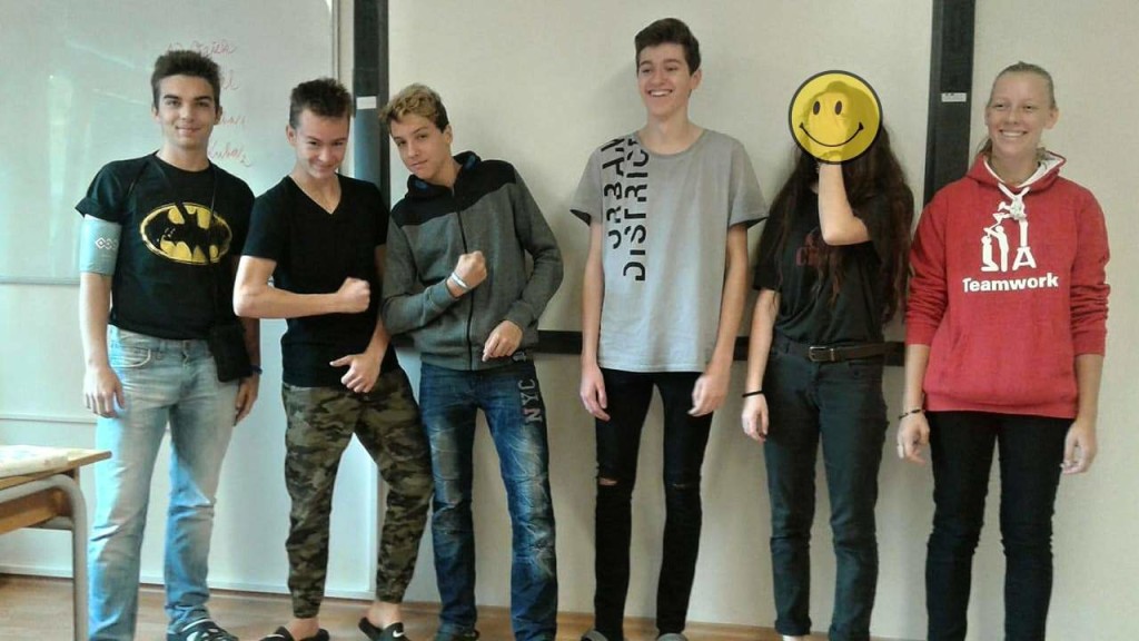 22790164_10204075527445959_1335426692_o