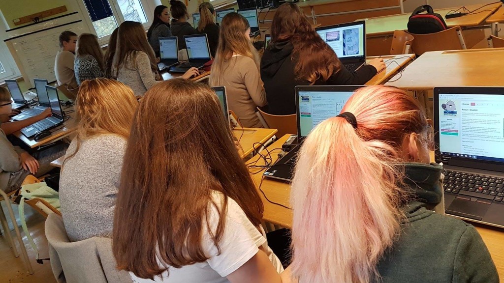 23592410_1916114531739579_6553810907943092485_o