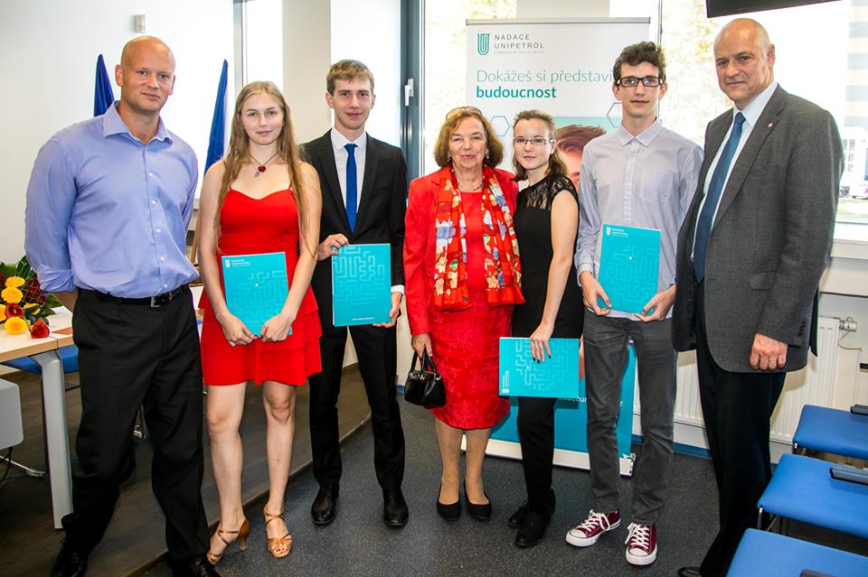 42304079_726656874334697_2143613092192321536_n