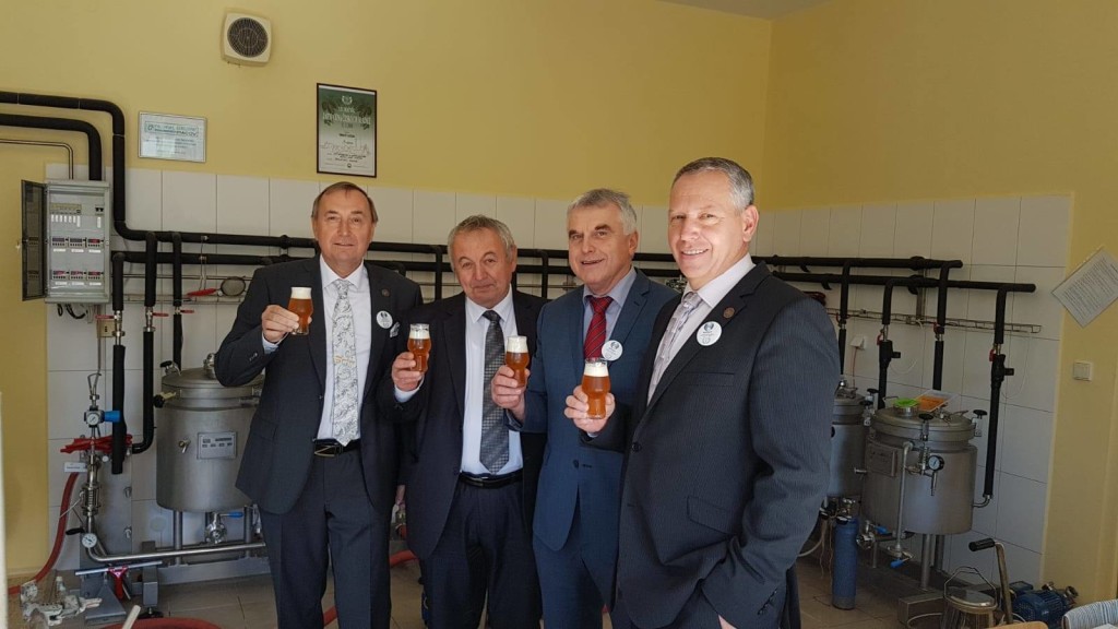 43244104_2465769230107437_1899365006512750592_o