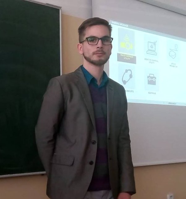 53535864_388111398637762_4575321986326069248_n