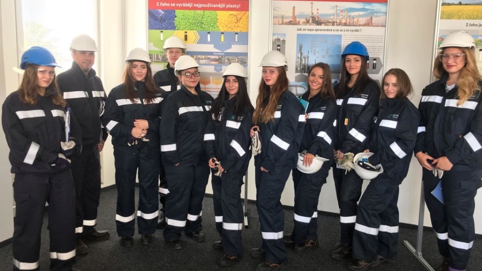 71177805_245723769661461_6529184716166266880_n