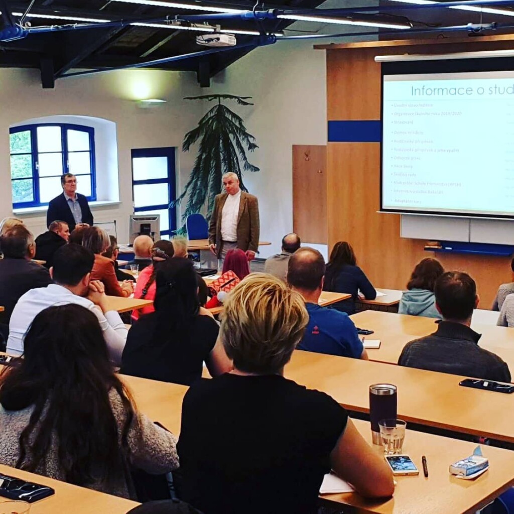 201318514_6072838896067101_5634597554818451533_n (1)