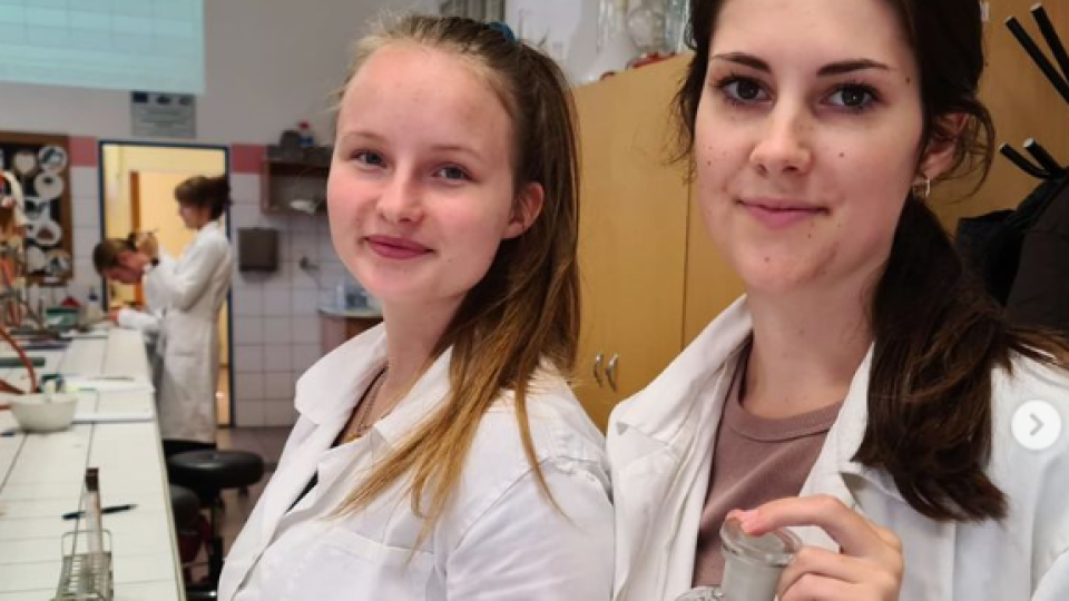 2022-07-11 18_16_18-Schola Humanitas (@shumanitas) • Fotky a videa na Instagramu – Osobní – Microsof