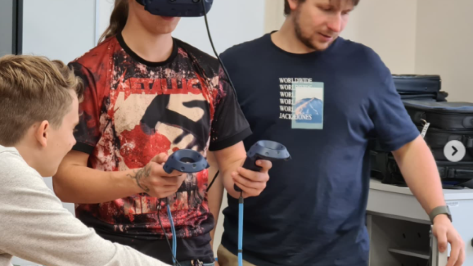 2022-07-11 18_19_18-Schola Humanitas (@shumanitas) • Fotky a videa na Instagramu – Osobní – Microsof