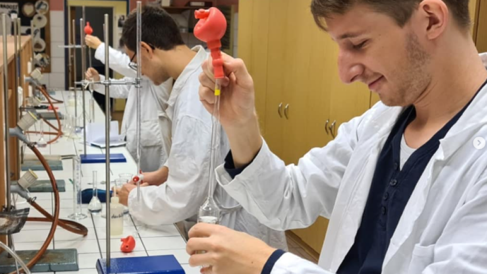 2022-07-12 11_28_21-Schola Humanitas (@shumanitas) • Fotky a videa na Instagramu – Osobní – Microsof