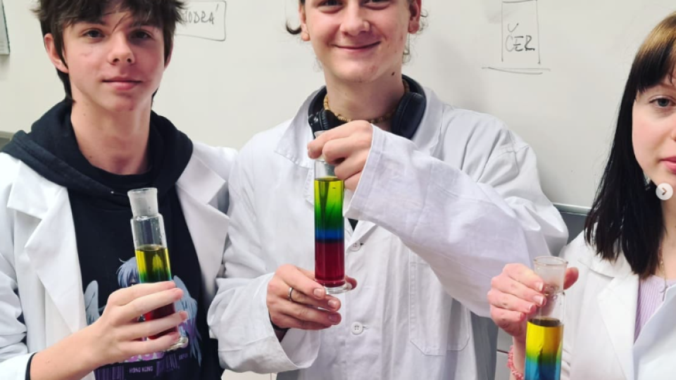 2022-07-12 11_29_24-Schola Humanitas (@shumanitas) • Fotky a videa na Instagramu – Osobní – Microsof