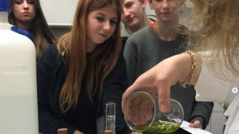 2022-07-12 11_30_01-Schola Humanitas (@shumanitas) • Fotky a videa na Instagramu – Osobní – Microsof