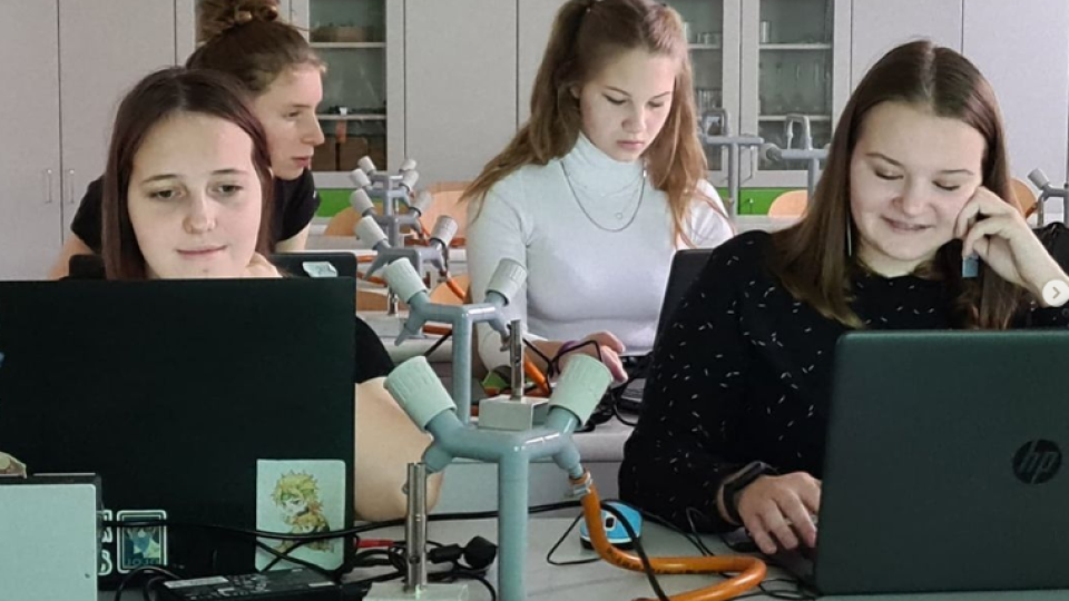 2022-07-12 11_30_36-Schola Humanitas (@shumanitas) • Fotky a videa na Instagramu – Osobní – Microsof