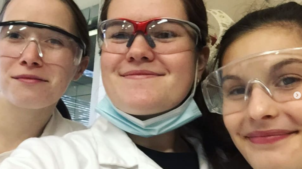 2022-07-12 11_31_34-Schola Humanitas (@shumanitas) • Fotky a videa na Instagramu – Osobní – Microsof