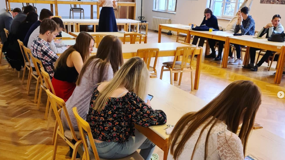 2022-07-12 11_32_12-Schola Humanitas (@shumanitas) • Fotky a videa na Instagramu – Osobní – Microsof