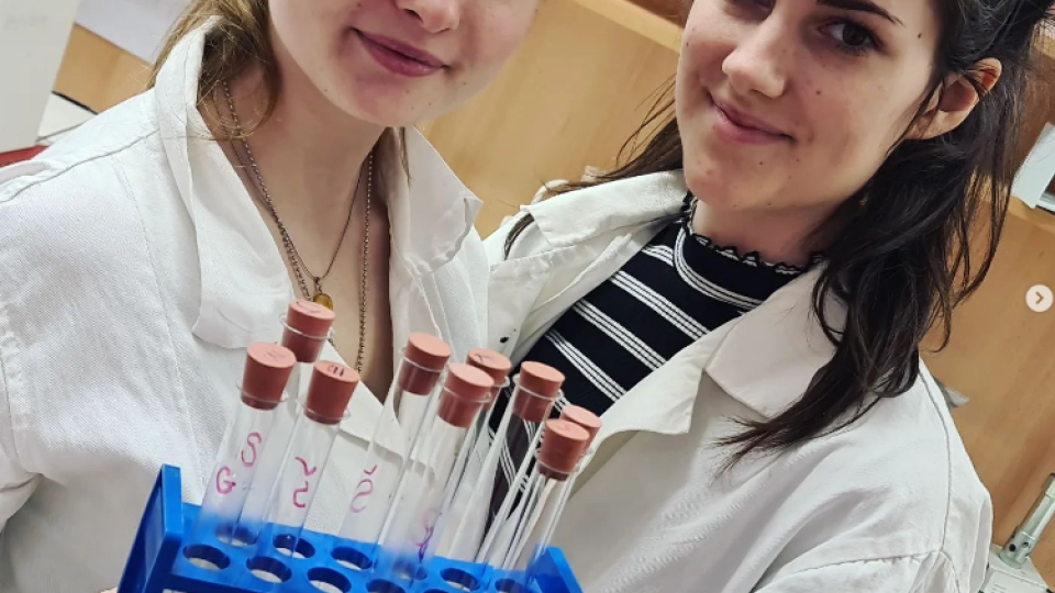 2022-07-12 19_53_42-Schola Humanitas (@shumanitas) • Fotky a videa na Instagramu a 5 dalších stránek