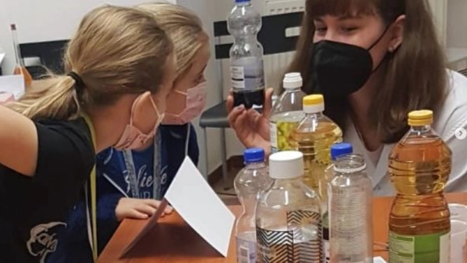 2022-07-12 19_56_56-Schola Humanitas (@shumanitas) • Fotky a videa na Instagramu a 5 dalších stránek