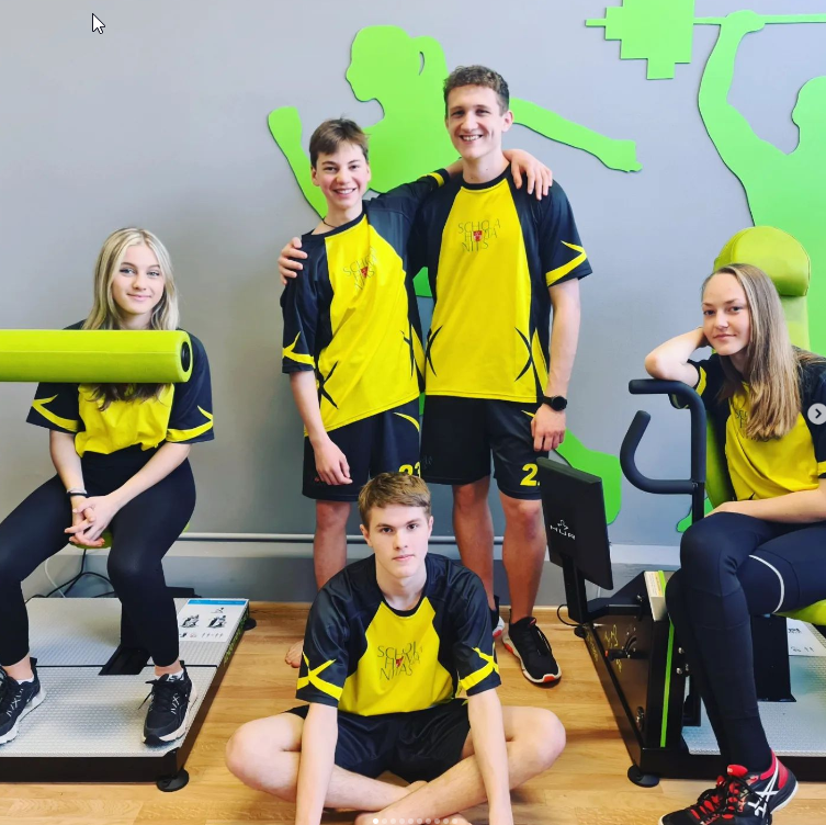 2022-07-12 20_00_00-Schola Humanitas (@shumanitas) • Fotky a videa na Instagramu a 5 dalších stránek