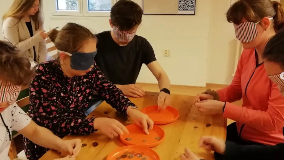 2022-07-12 20_45_23-Schola Humanitas (@shumanitas) • Fotky a videa na Instagramu a 5 dalších stránek