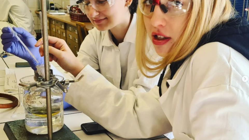 2022-07-12 21_06_03-Schola Humanitas (@shumanitas) • Fotky a videa na Instagramu a 5 dalších stránek