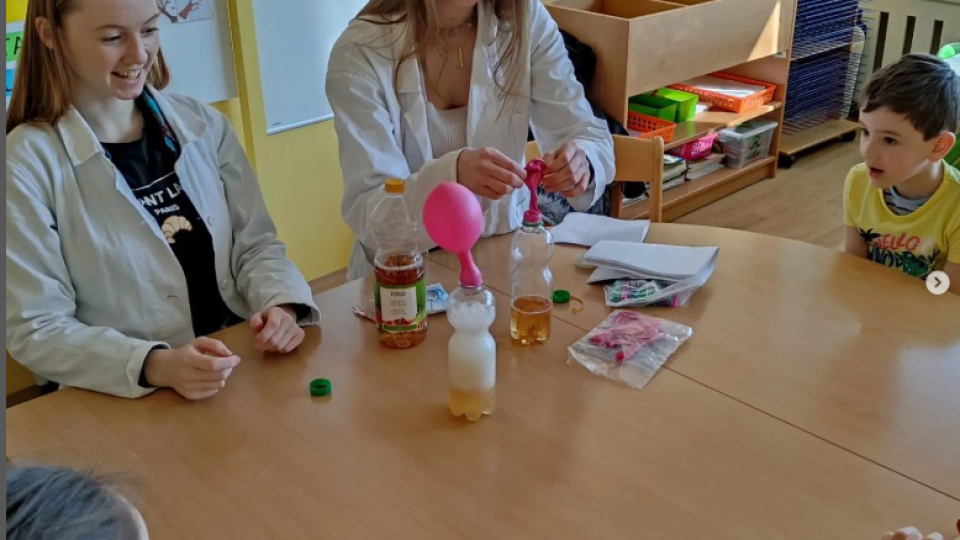 2022-07-12 21_06_47-Schola Humanitas (@shumanitas) • Fotky a videa na Instagramu a 5 dalších stránek