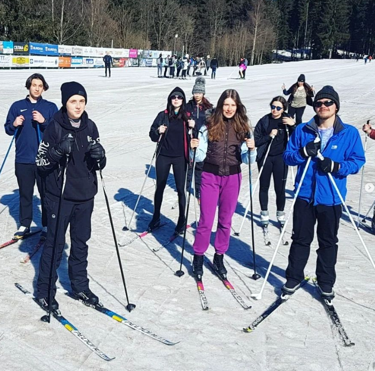 2022-07-12 21_06_54-Schola Humanitas (@shumanitas) • Fotky a videa na Instagramu a 5 dalších stránek