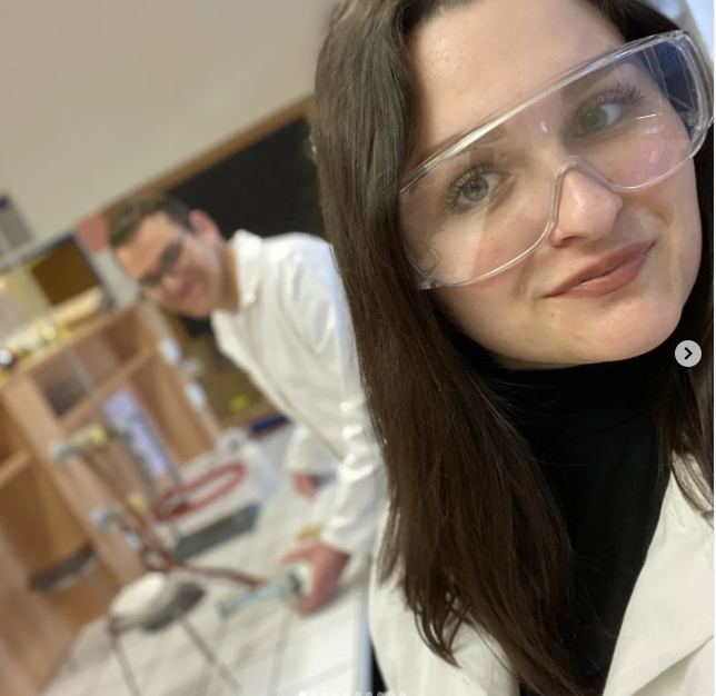 2022-07-13 09_07_43-Schola Humanitas (@shumanitas) • Fotky a videa na Instagramu a 13 dalších stráne