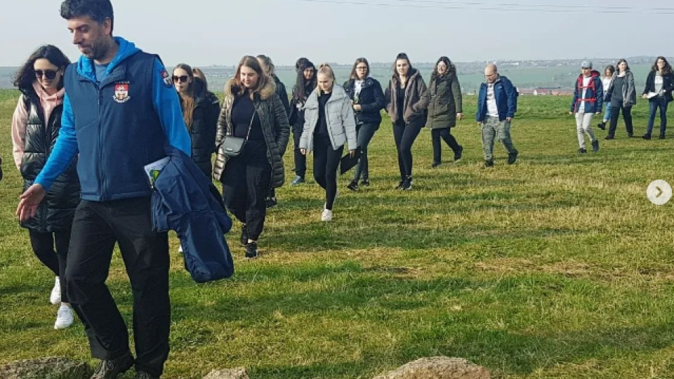 2022-07-13 09_10_20-Schola Humanitas (@shumanitas) • Fotky a videa na Instagramu a 13 dalších stráne