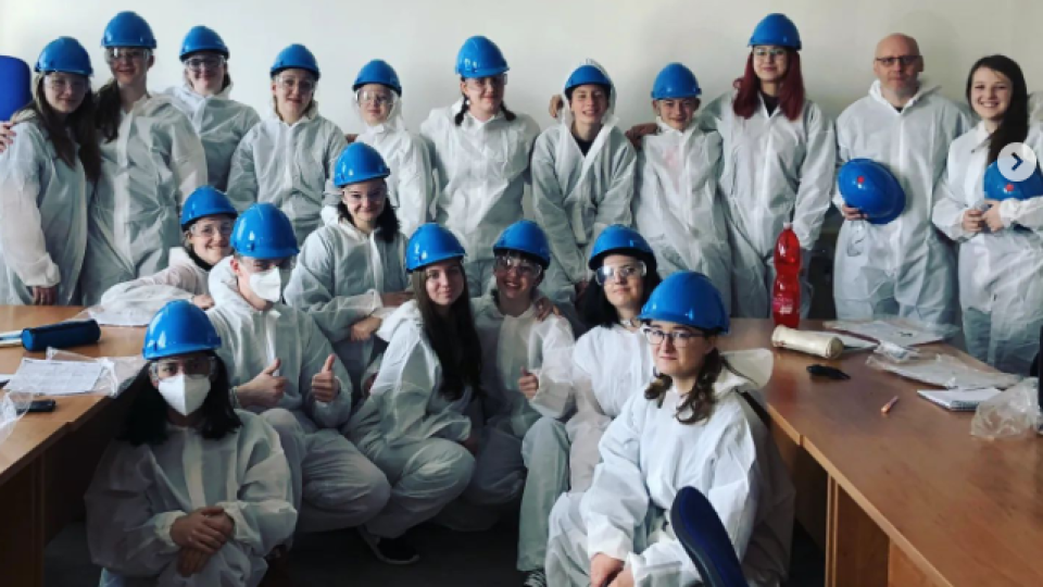 2022-07-13 09_37_54-Schola Humanitas (@shumanitas) • Fotky a videa na Instagramu a 13 dalších stráne