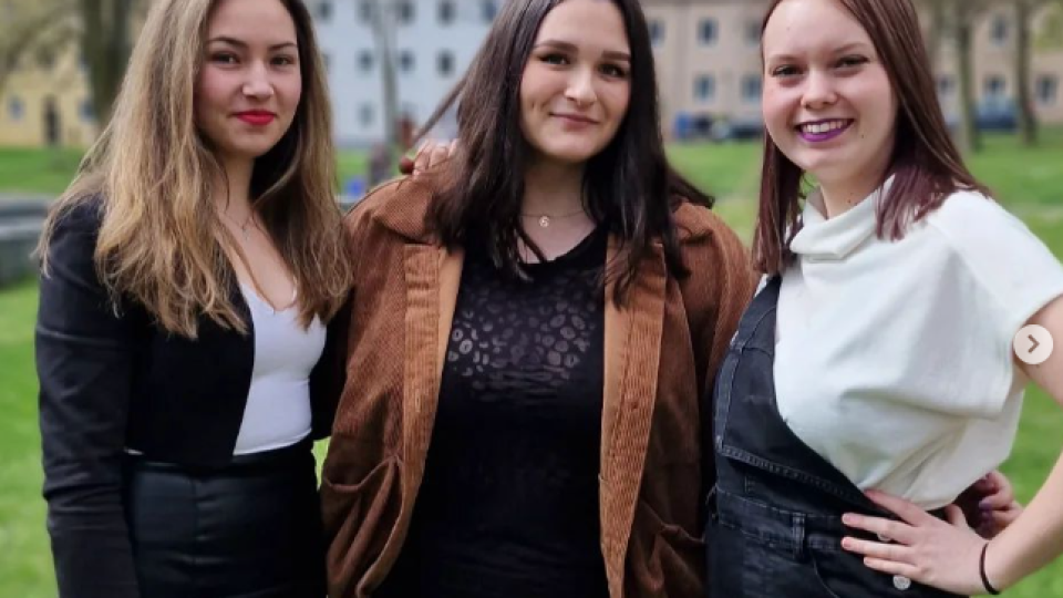 2022-07-13 09_38_20-Schola Humanitas (@shumanitas) • Fotky a videa na Instagramu a 13 dalších stráne