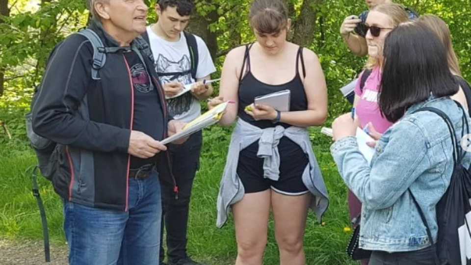 2022-07-13 10_05_43-Schola Humanitas (@shumanitas) • Fotky a videa na Instagramu a 13 dalších stráne