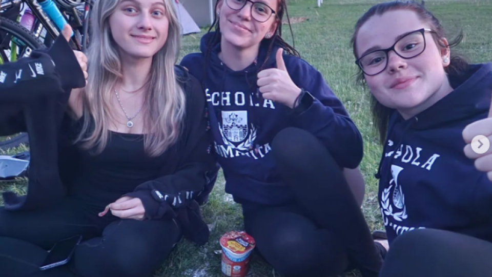 2022-07-13 10_07_15-Schola Humanitas (@shumanitas) • Fotky a videa na Instagramu a 13 dalších stráne