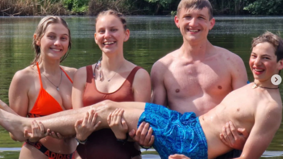 2022-07-13 10_24_55-Schola Humanitas (@shumanitas) • Fotky a videa na Instagramu a 14 dalších stráne