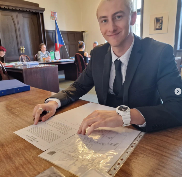 2022-07-13 10_26_57-Schola Humanitas (@shumanitas) • Fotky a videa na Instagramu a 14 dalších stráne